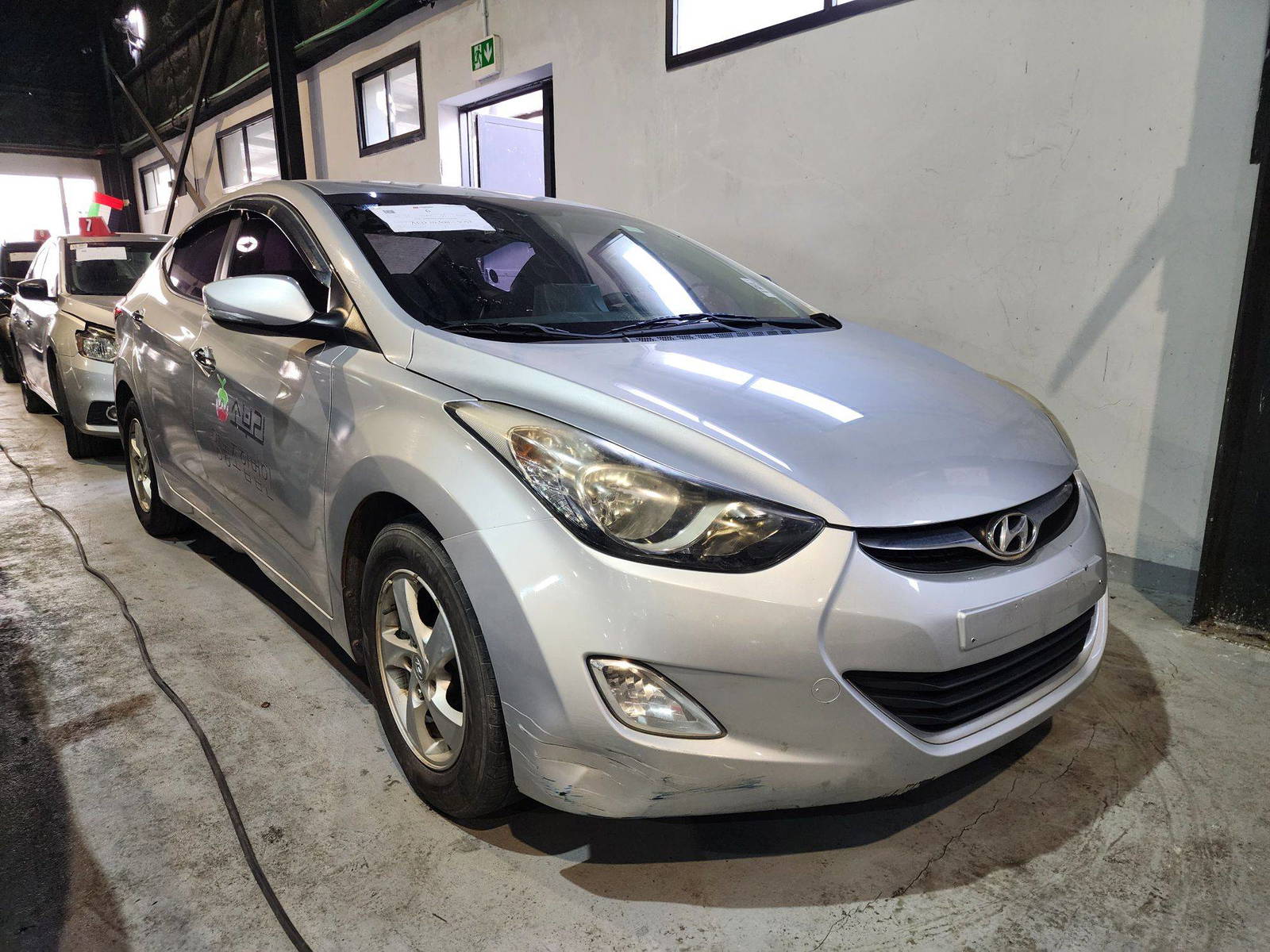 2012 HYUNDAI AVANTE — 268584 KM — Lot 318562 — Al Quoz - Marhaba Auctions Used Cars - Image 3