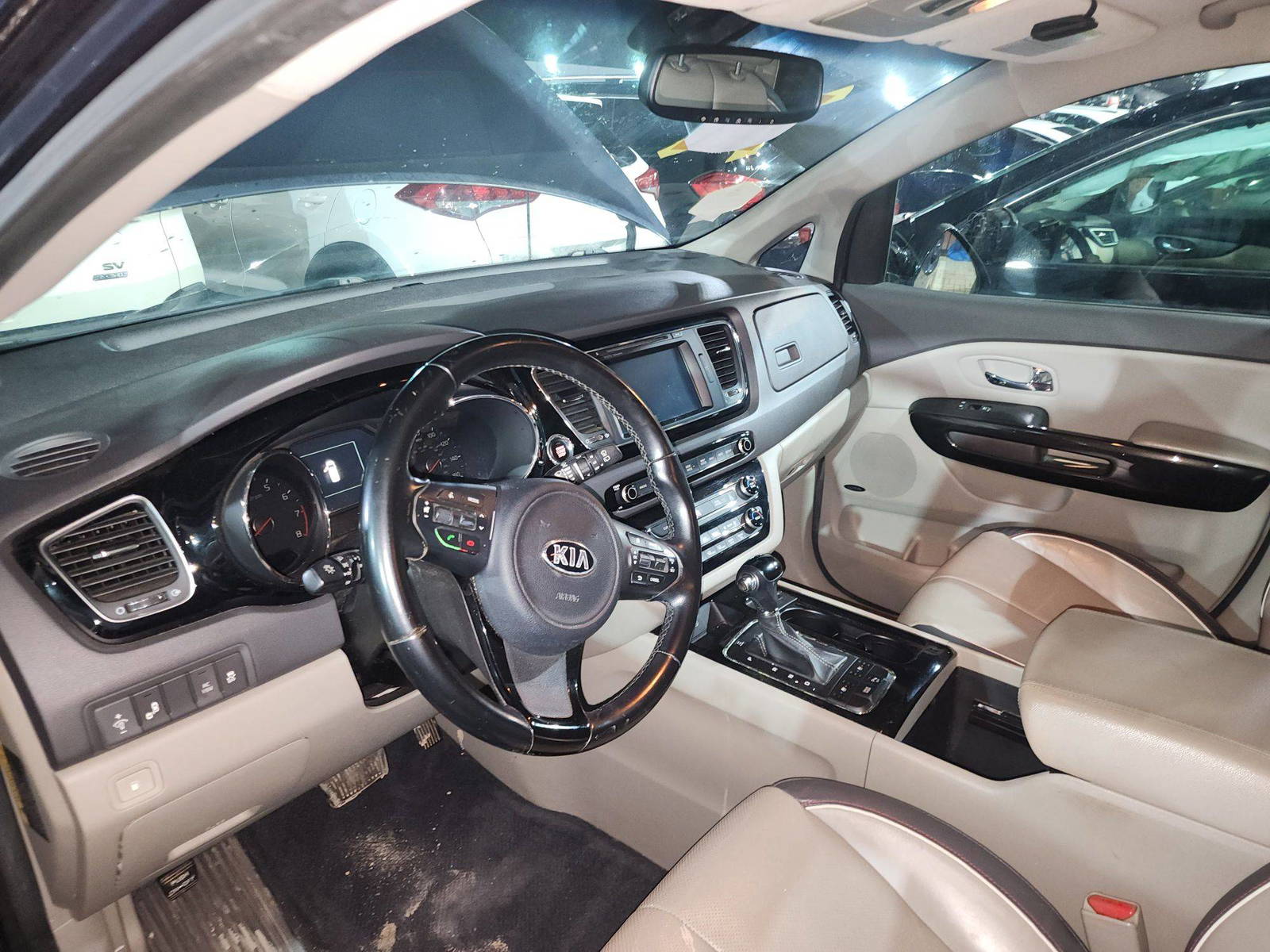 KIA SEDONA 2016 - Marhaba Auction Used Cars - Image 9