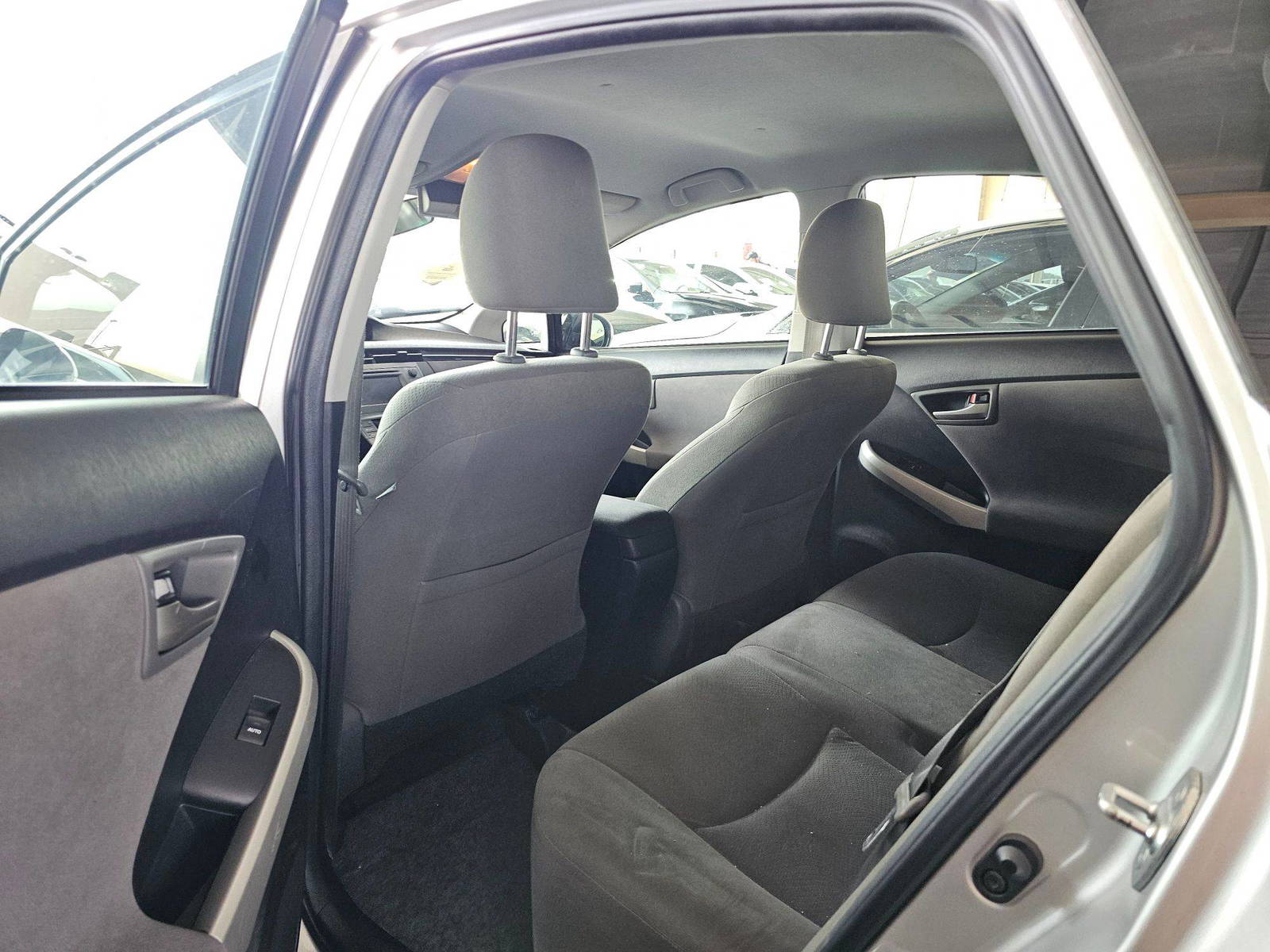 2014 TOYOTA PRIUS — 218093 Miles — Lot 42513675 — Souq - Marhaba Auctions Used Cars - Image 6