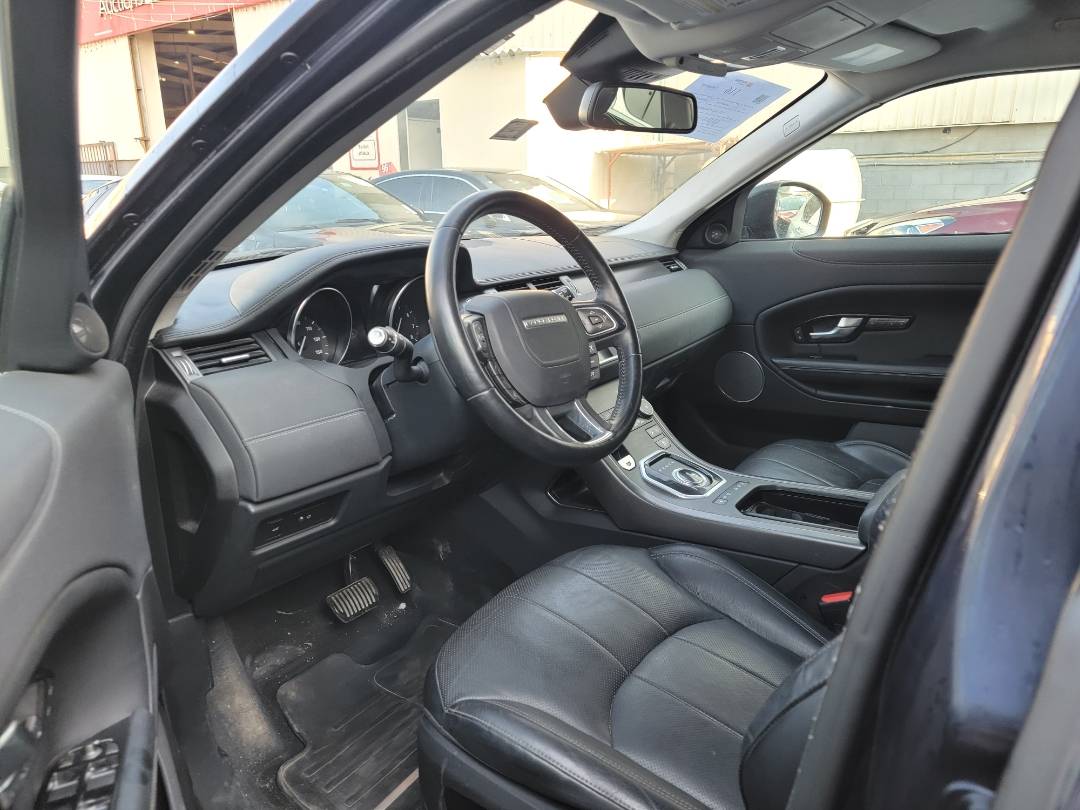 2019 LAND ROVER RANGE ROVER EVOQUE — 34534 Miles — Lot H341140 — Main - Marhaba Auctions Used Cars - Image 6