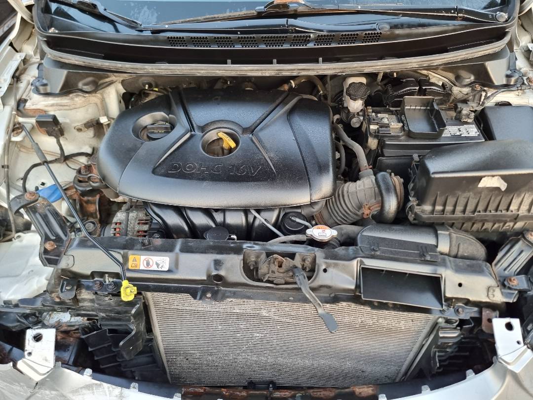 2015 HYUNDAI ELANTRA — 213682 KM — Lot 556223 — Ind. 12 - Marhaba Auctions Used Cars - Image 10