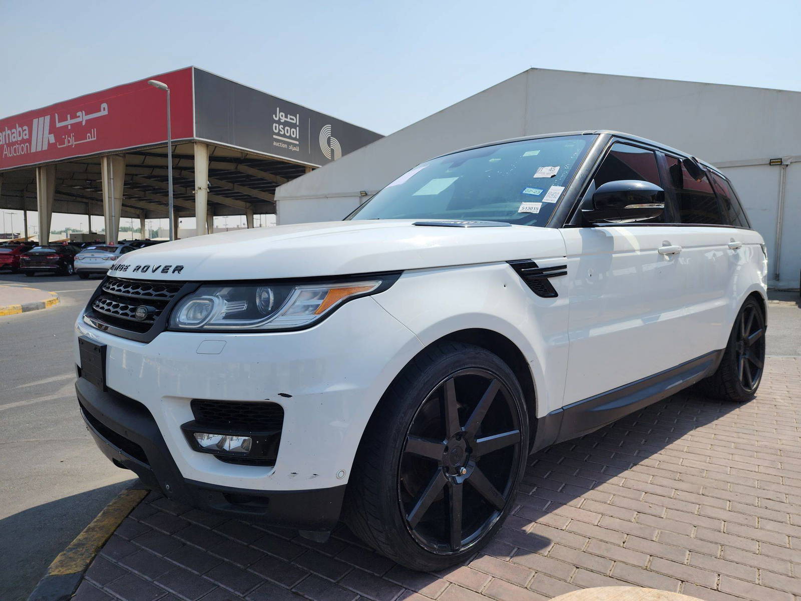 2015 LAND ROVER RANGE ROVER SPORT — 133805 Miles — Lot 513015 — Souq - Marhaba Auctions Used Cars - Image 5