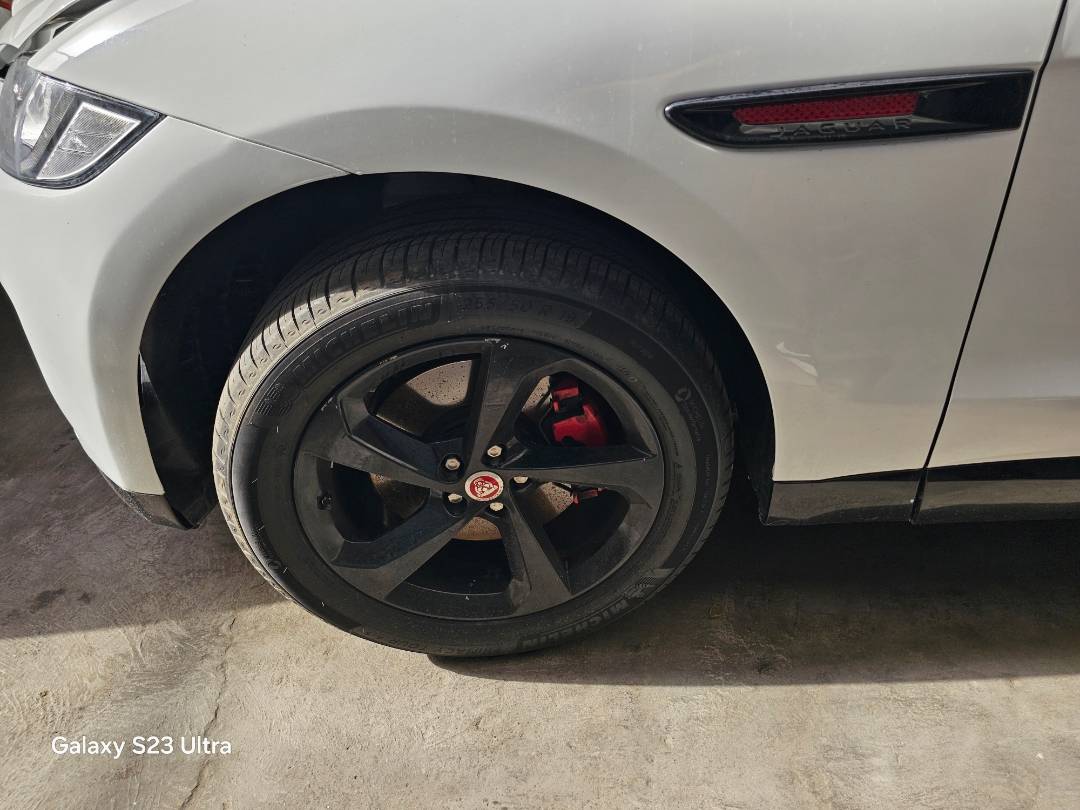 2017 JAGUAR F-PACE — 132318 KM — Lot HA077448 — Main - Marhaba Auctions Used Cars - Image 11