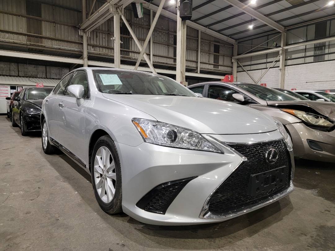 2010 LEXUS ES 350 — 265808 Miles — Lot 2359232 — Main - Marhaba Auctions Used Cars - Image 4
