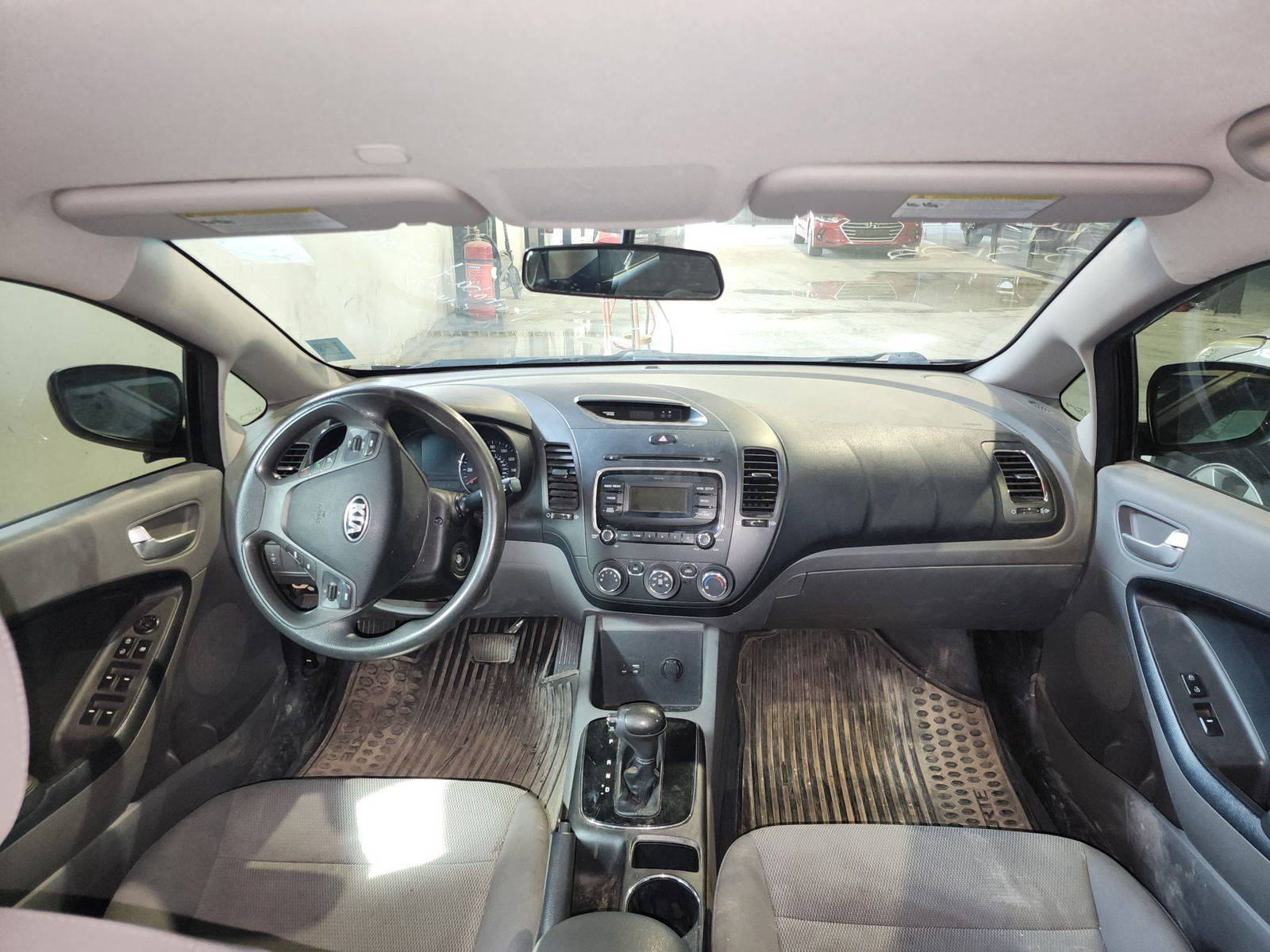 2017 KIA FORTE — 184354 Miles — Lot 092604 — Al Quoz - Marhaba Auctions Used Cars - Image 8