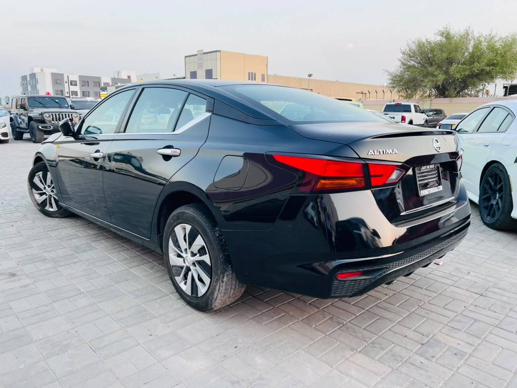 2022 NISSAN ALTIMA — sold — 129311 Miles — Lot 54094696 - Marhaba Auctions Used Cars - Image 4