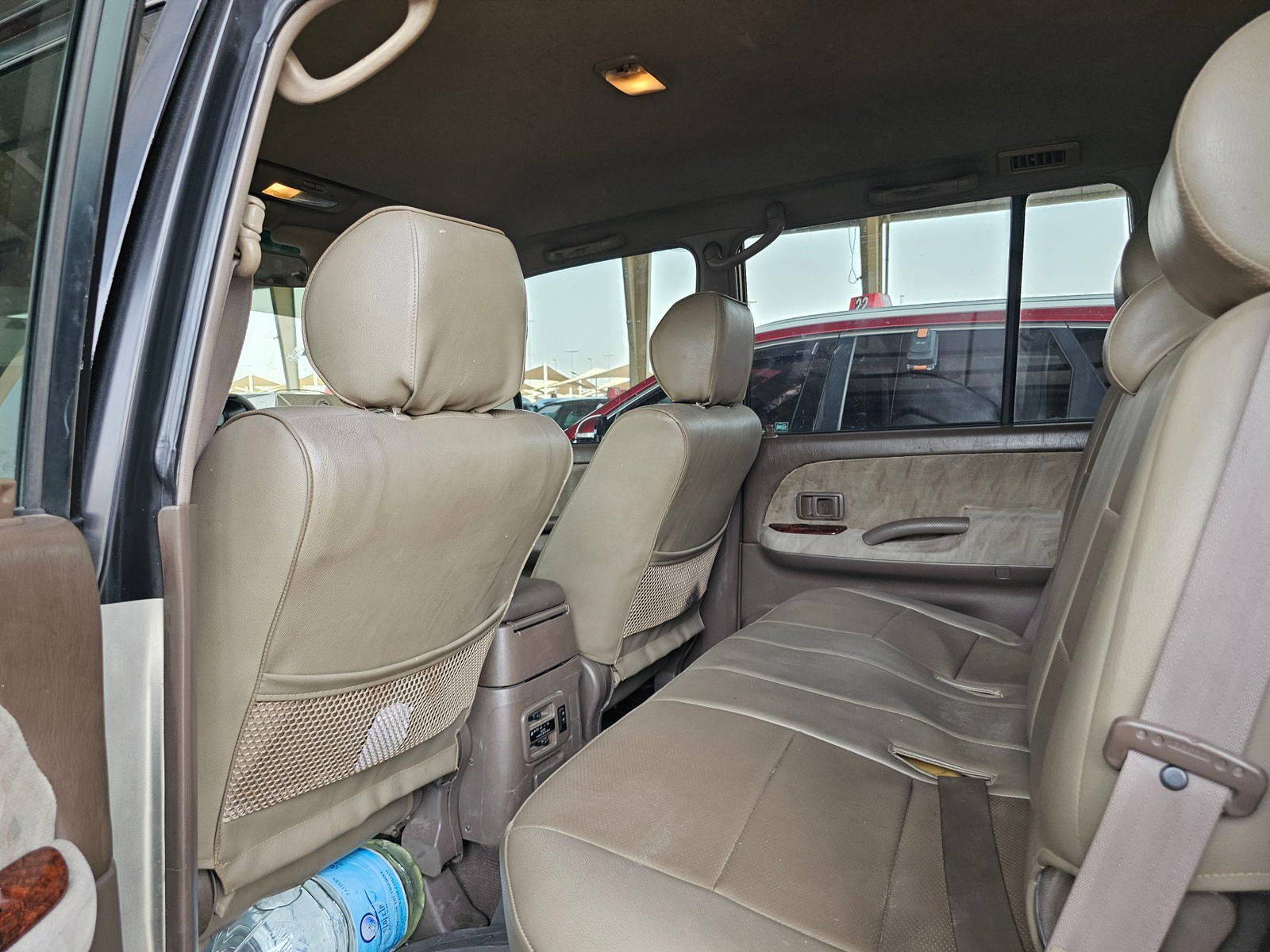 2000 TOYOTA PRADO — 293713 KM — Lot Y0073991 — Souq - Marhaba Auctions Used Cars - Image 6