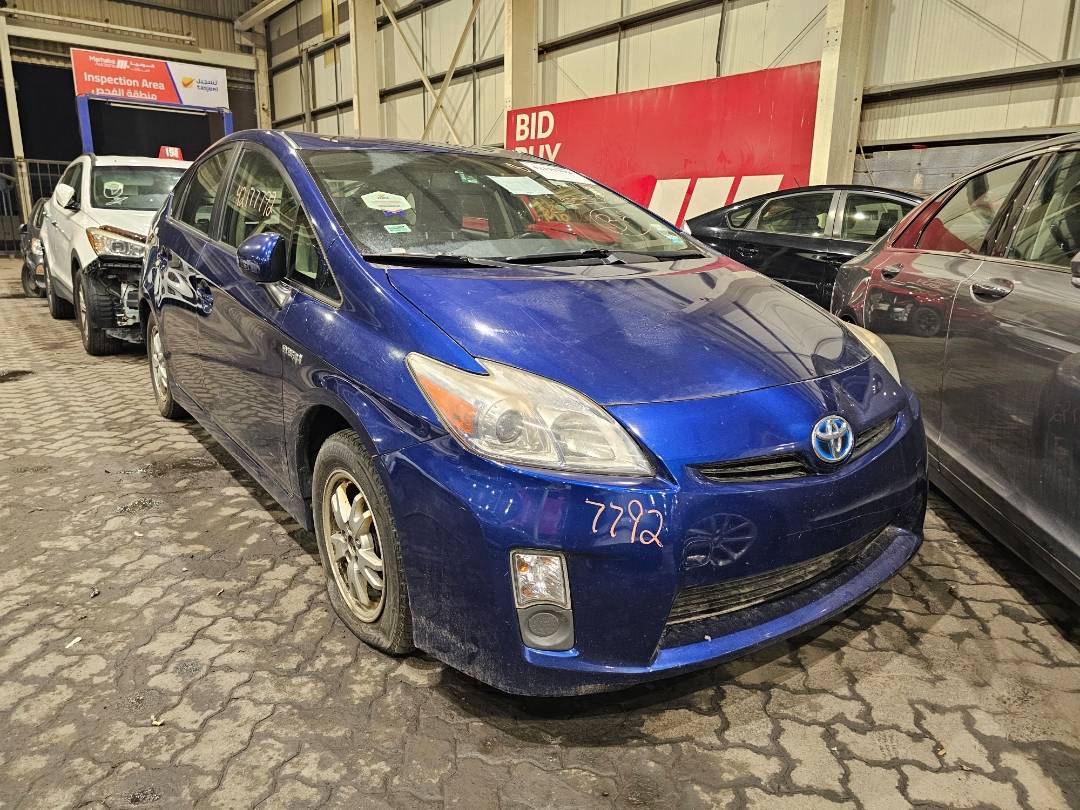 2011 TOYOTA PRIUS — 290104 Miles — Lot 42177792 — Main - Marhaba Auctions Used Cars - Image 4