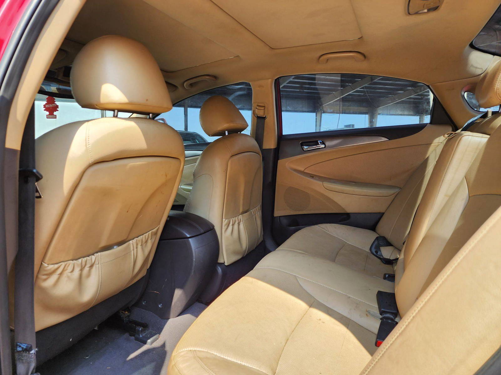 2014 HYUNDAI SONATA — 159144 Miles — Lot 989240 — Souq - Marhaba Auctions Used Cars - Image 6