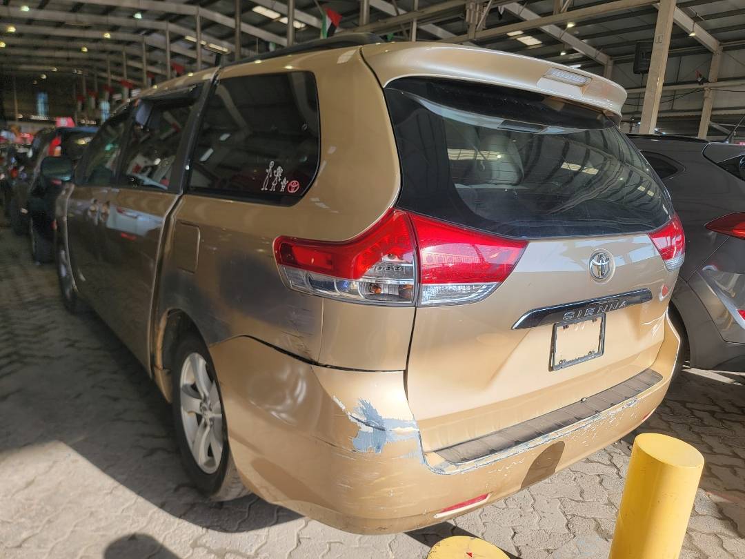 2011 TOYOTA SIENNA — 138571 Miles — Lot 038791 — Main - Marhaba Auctions Used Cars - Image 5