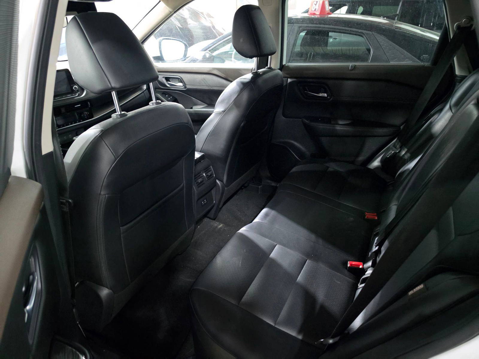 NISSAN ROGUE 2022 - Marhaba Auction Used Cars - Image 11