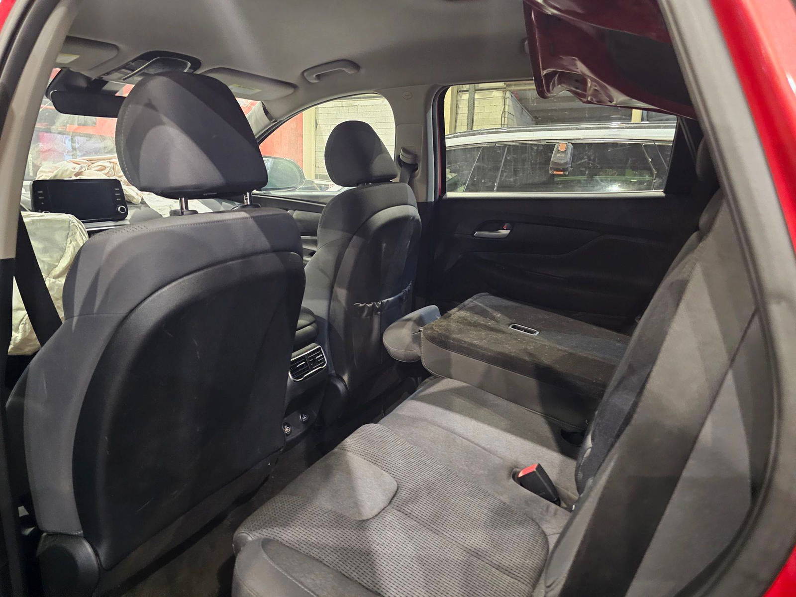 HYUNDAI SANTA FE 2022 - Marhaba Auction Used Cars - Image 6