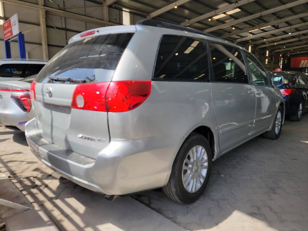 2007 TOYOTA SIENNA — 187366 Miles — Lot 57S005935 — Main - Marhaba Auctions Used Cars - Image 4