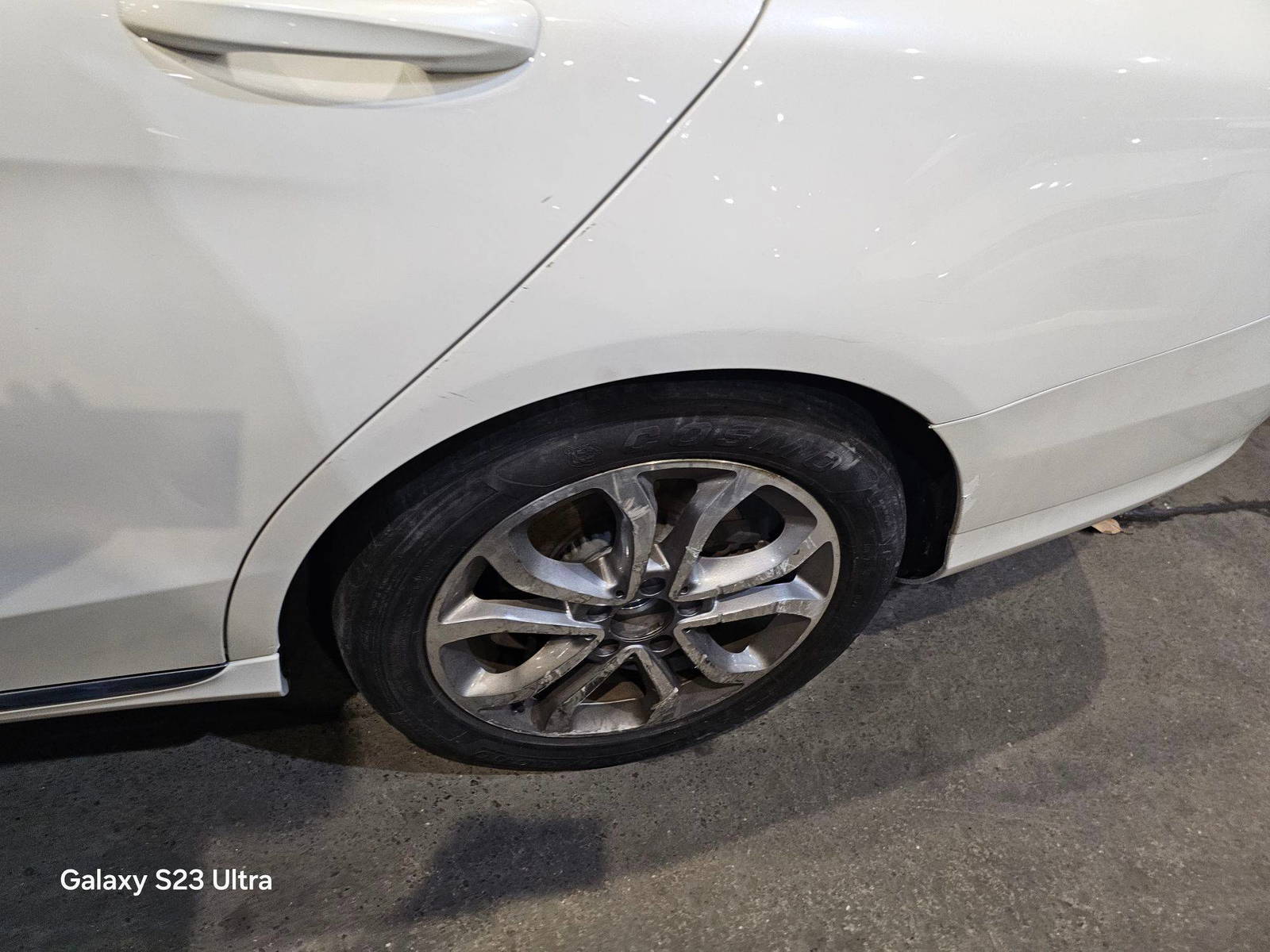 MERCEDES BENZ C300 2015 - Marhaba Auction Used Cars - Image 6