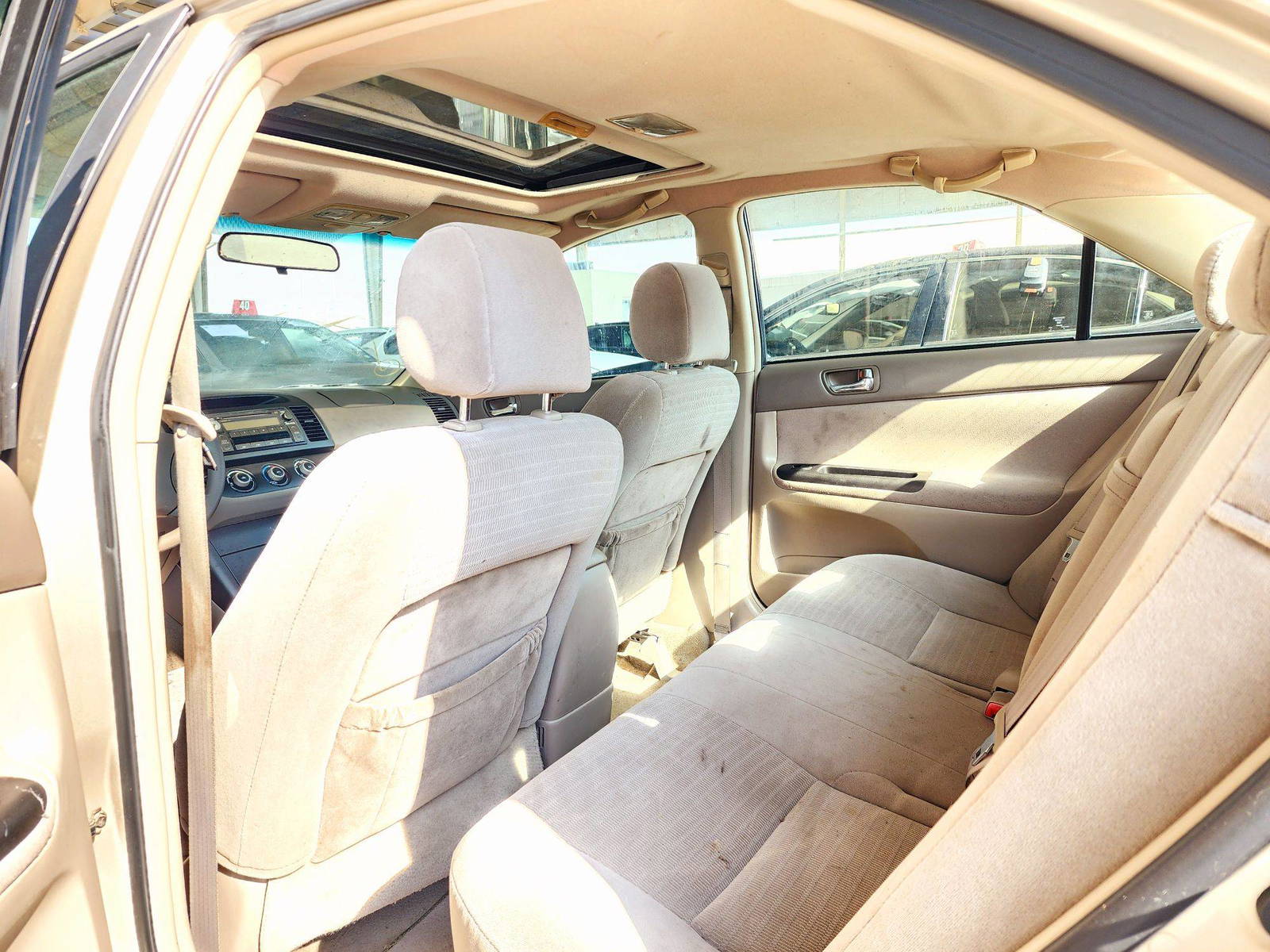 2005 TOYOTA CAMRY — 219533 Miles — Lot 68714954 — Souq - Marhaba Auctions Used Cars - Image 6