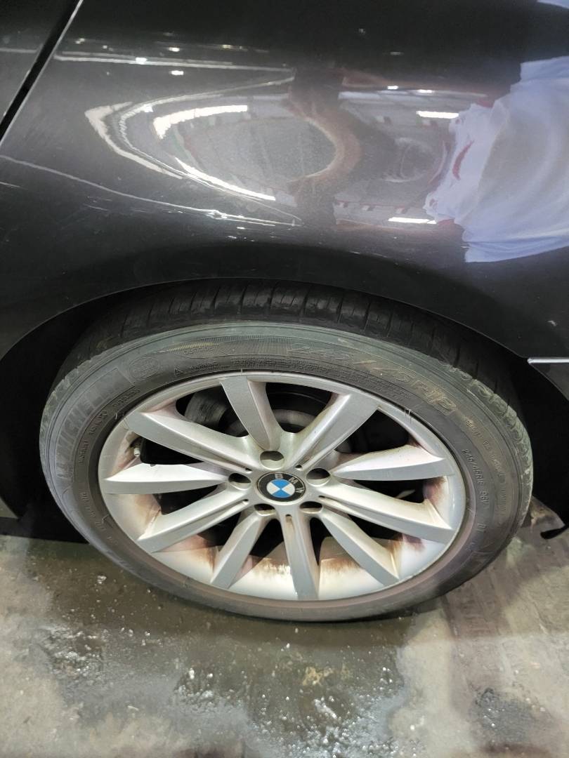2014 BMW 528i — 245013 KM — Lot D815514 — Main - Marhaba Auctions Used Cars - Image 9