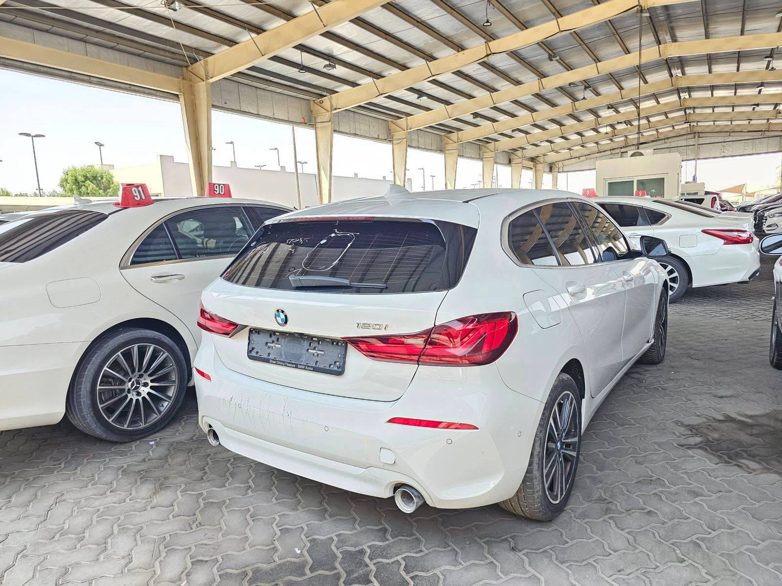 2022 BMW 120i — 13805 KM — Lot 7107N7K18610 — Souq - Marhaba Auctions Used Cars - Image 3
