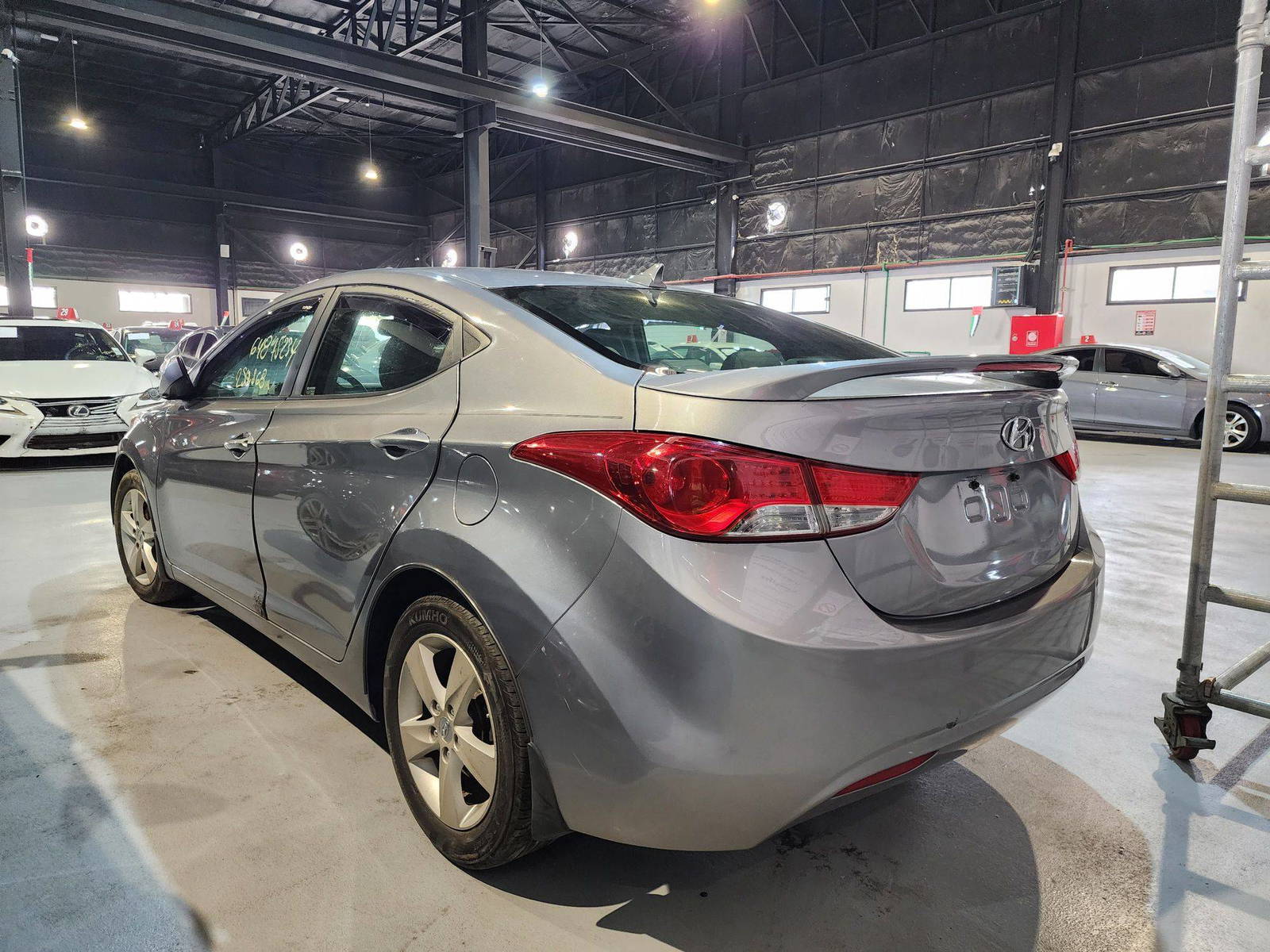 2013 HYUNDAI ELANTRA — 250568 Miles — Lot 20398 — Al Quoz - Marhaba Auctions Used Cars - Image 5