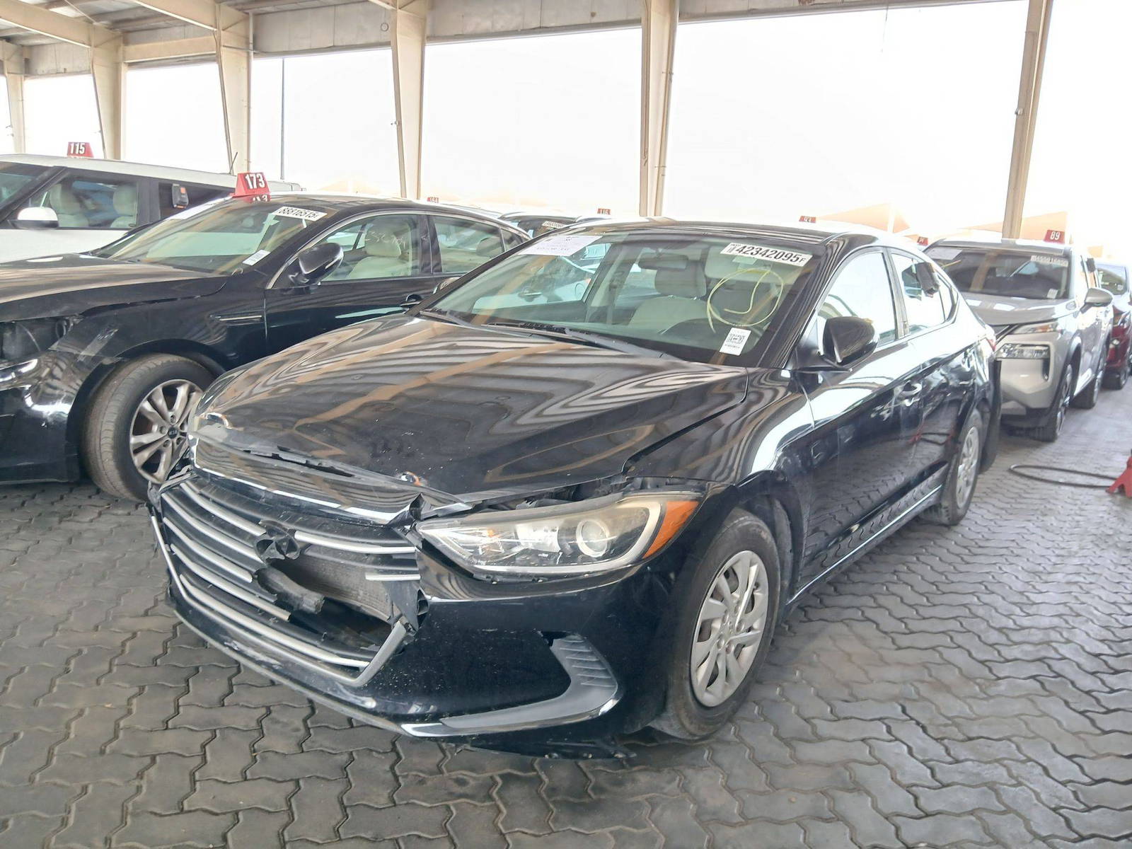 2017 HYUNDAI ELANTRA — 140650 Miles — Lot 42342095 — Souq - Marhaba Auctions Used Cars - Image 5