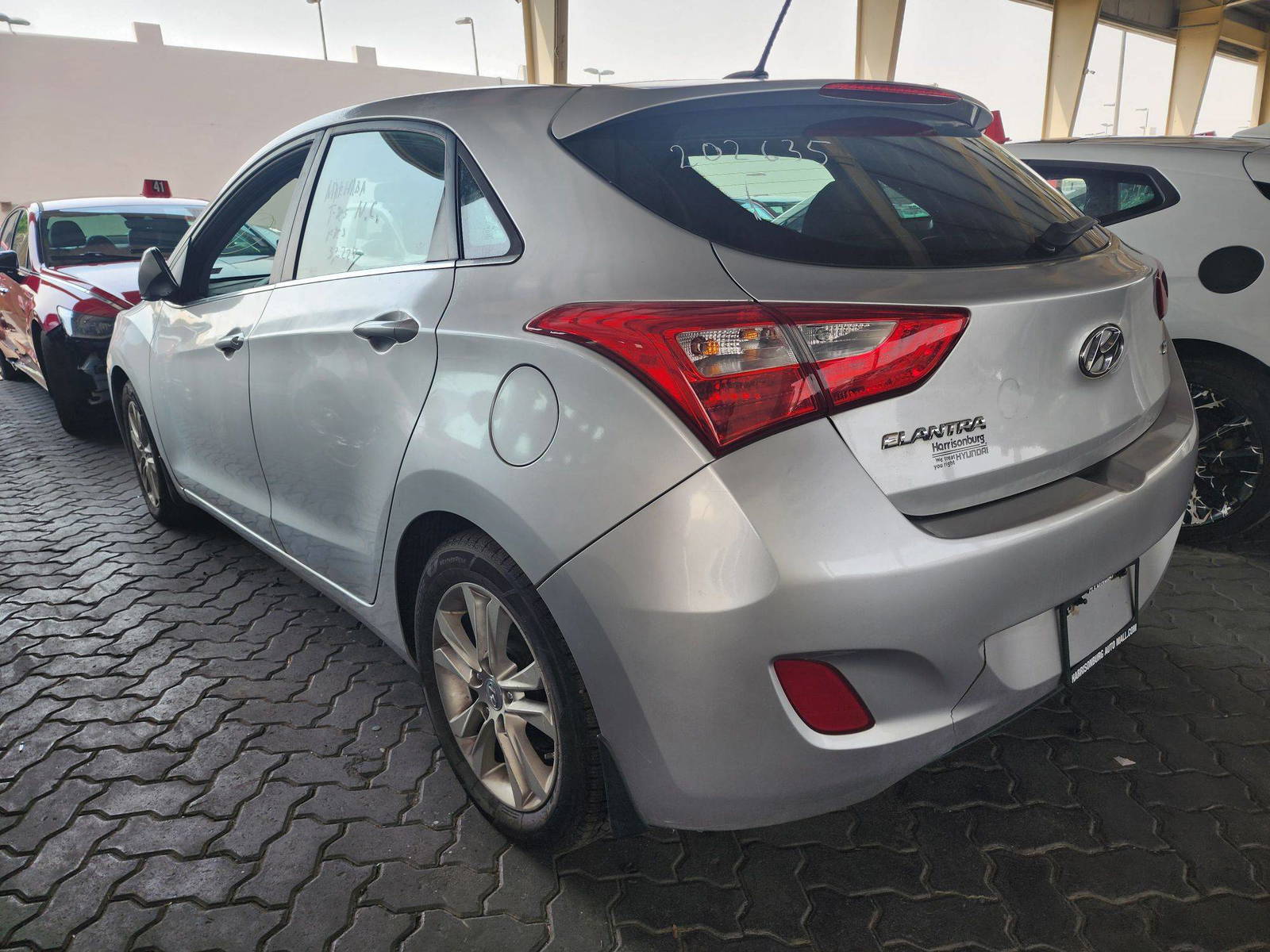 2014 HYUNDAI ELANTRA — 120521 Miles — Lot 43475574 — Souq - Marhaba Auctions Used Cars - Image 4