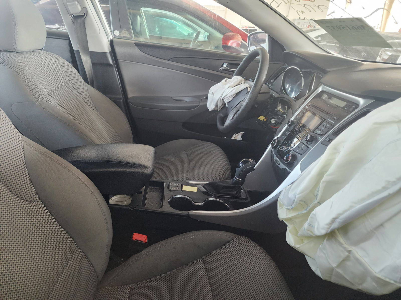 2013 HYUNDAI SONATA — 57734 Miles — Lot 36615937 - Marhaba Auctions Used Cars - Image 9
