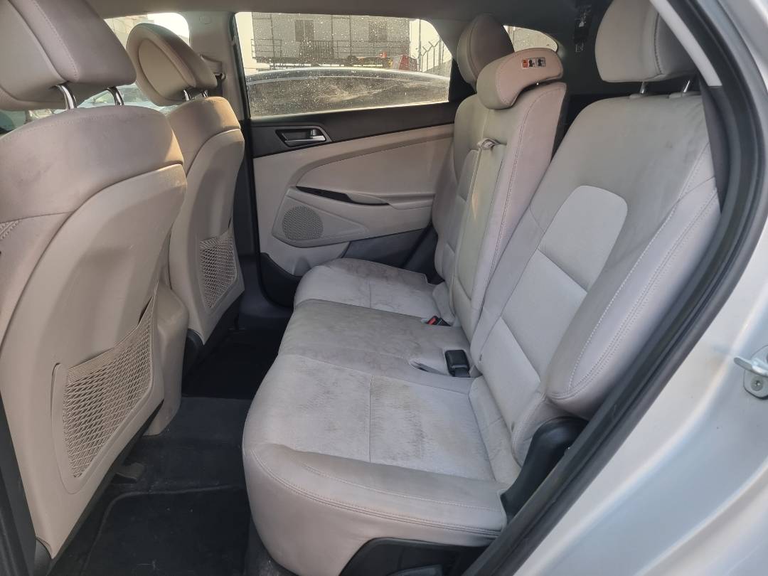 2016 HYUNDAI TUCSON — 133573 Miles — Lot 125478 — Souq - Marhaba Auctions Used Cars - Image 6