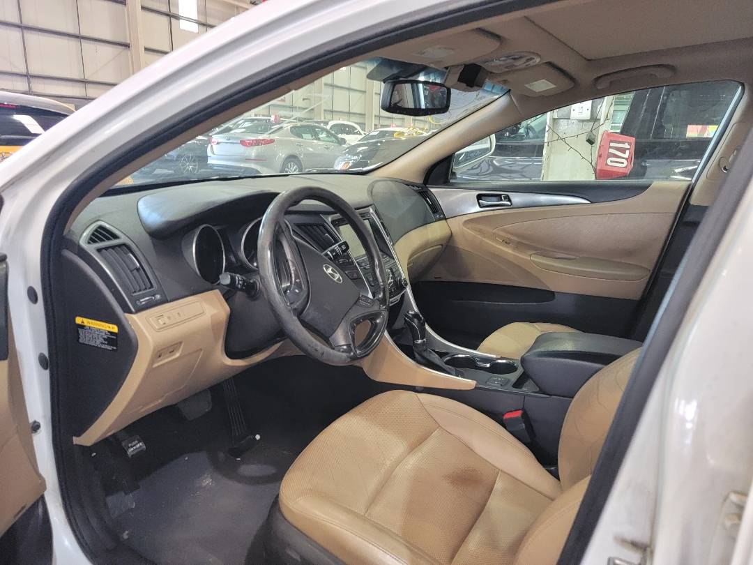 2015 HYUNDAI SONATA — 157870 Miles — Lot 82279974 — Ind. 12 - Marhaba Auctions Used Cars - Image 6