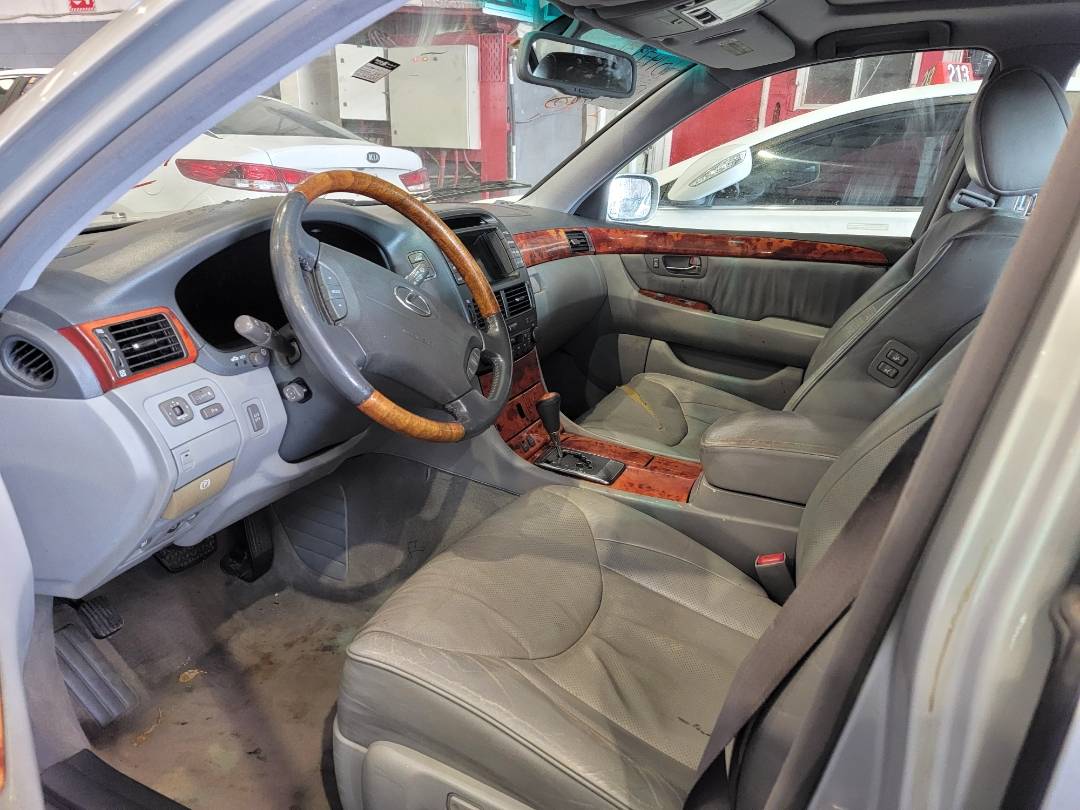 2005 LEXUS LS 430 — 225237 Miles — Lot 0179342 — Main - Marhaba Auctions Used Cars - Image 8