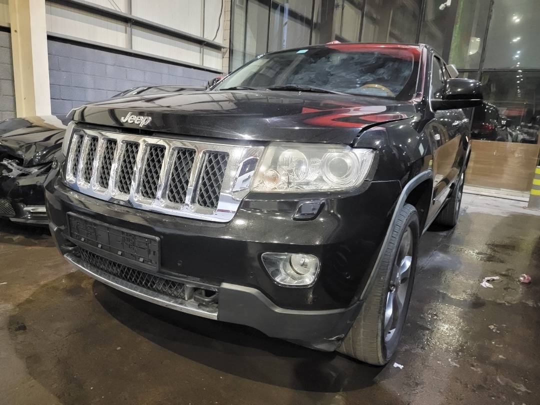 JEEP Grand Cherokee 2011 - Marhaba Auction Used Cars - Image 5