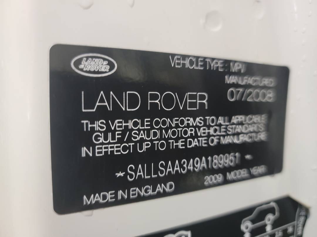 2009 LAND ROVER RANGE ROVER SUPERCHARGED — 155999 Miles — Lot 189951 - Marhaba Auctions Used Cars - Image 9