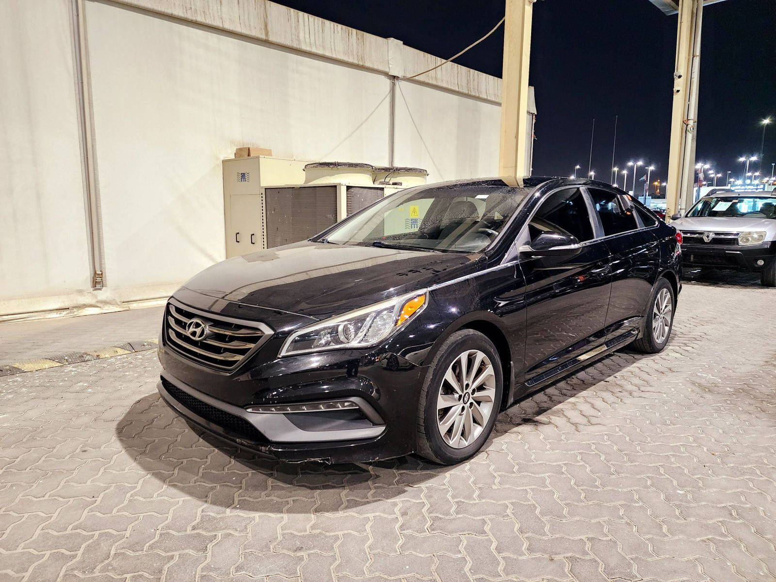 2016 HYUNDAI SONATA — 126321 Miles — Lot 8GH402482 — Souq - Marhaba Auctions Used Cars - Image 5