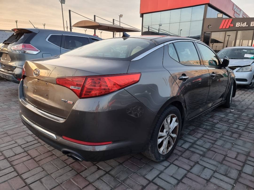 2011 KIA OPTIMA — 129708 Miles — Lot 1254187 — Ind. 12 - Marhaba Auctions Used Cars - Image 4