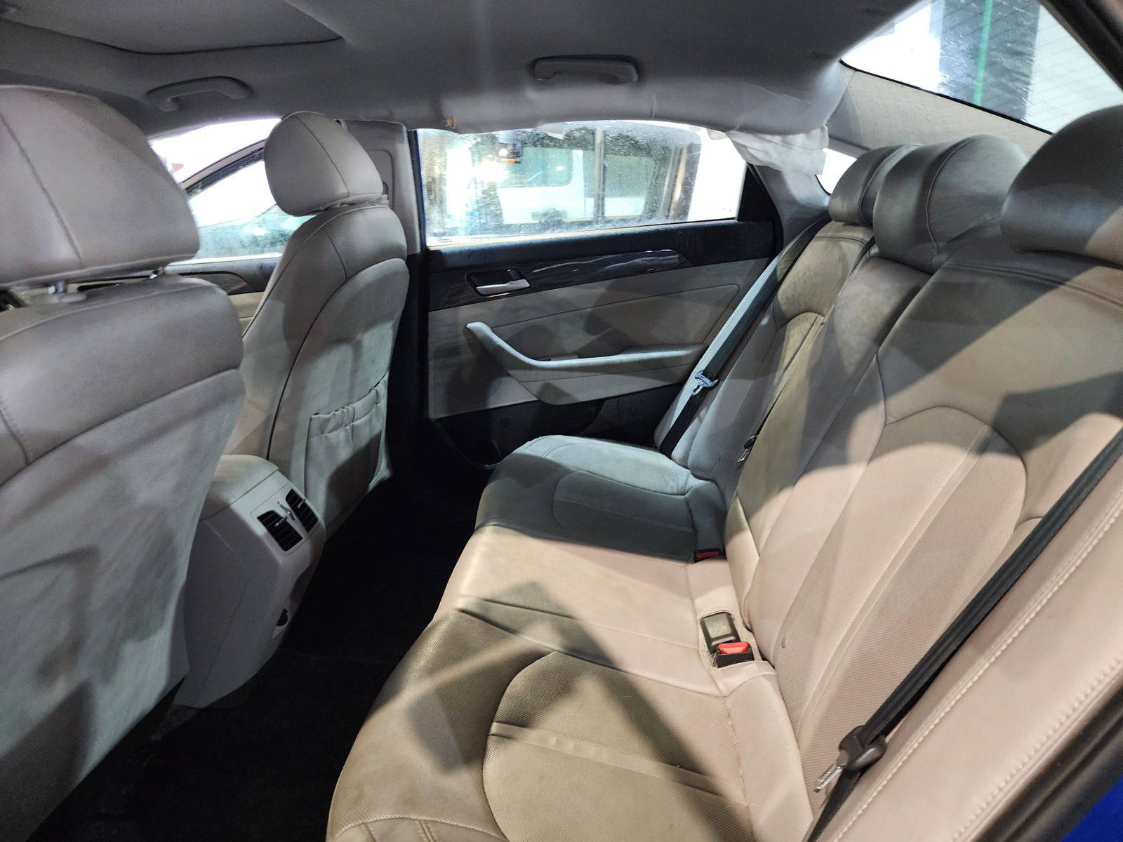 2018 HYUNDAI SONATA — 70572 Miles — Lot 719817 — Souq - Marhaba Auctions Used Cars - Image 7