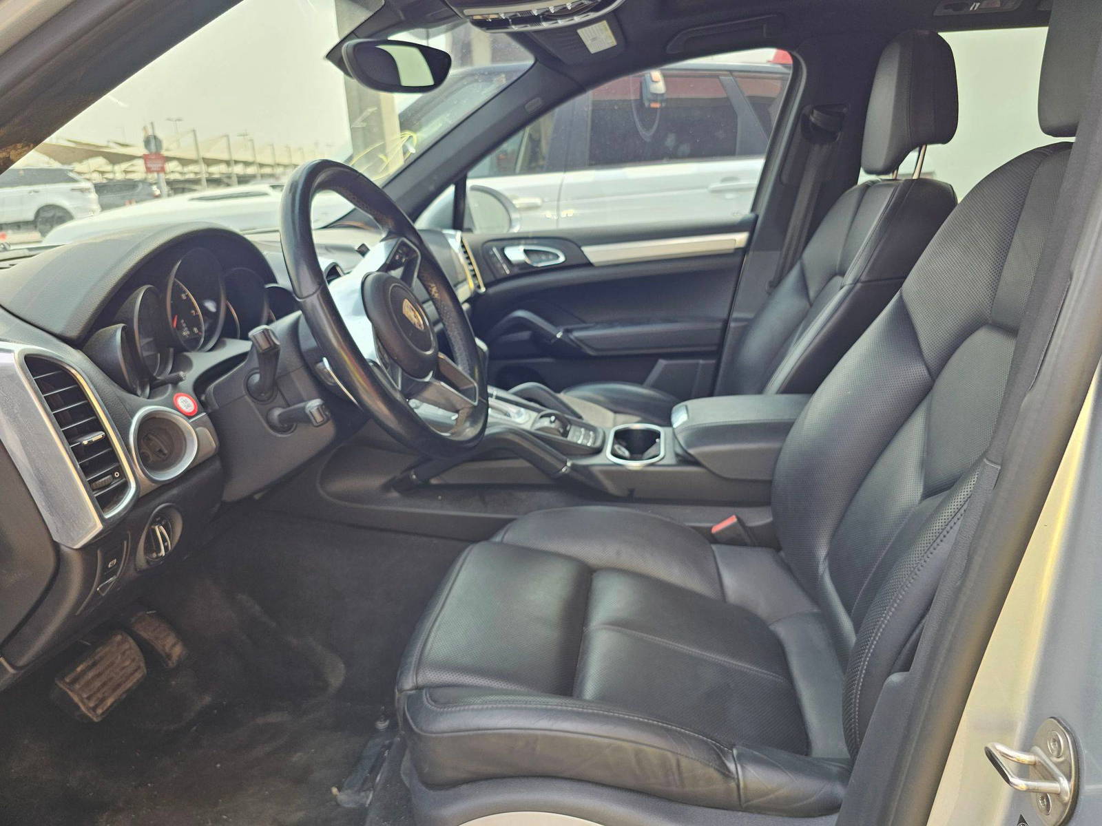 2016 PORSCHE Cayenne — 226197 KM — Lot 51913385 — Ind. 12 - Marhaba Auctions Used Cars - Image 9
