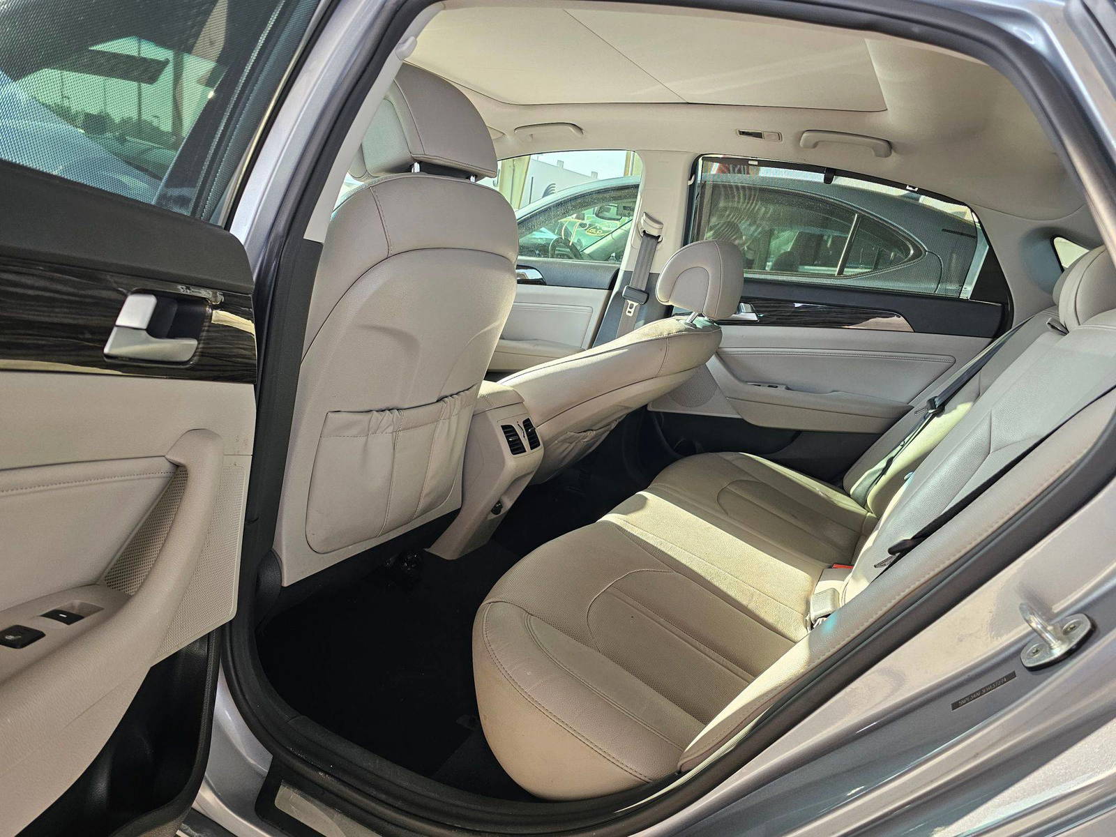 HYUNDAI SONATA 2015 - Marhaba Auction Used Cars - Image 6