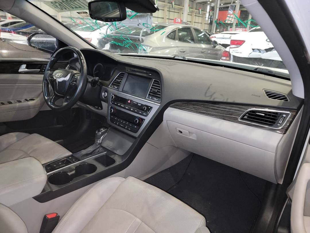 2015 HYUNDAI SONATA — 70530 Miles — Lot H090161 - Marhaba Auctions Used Cars - Image 6