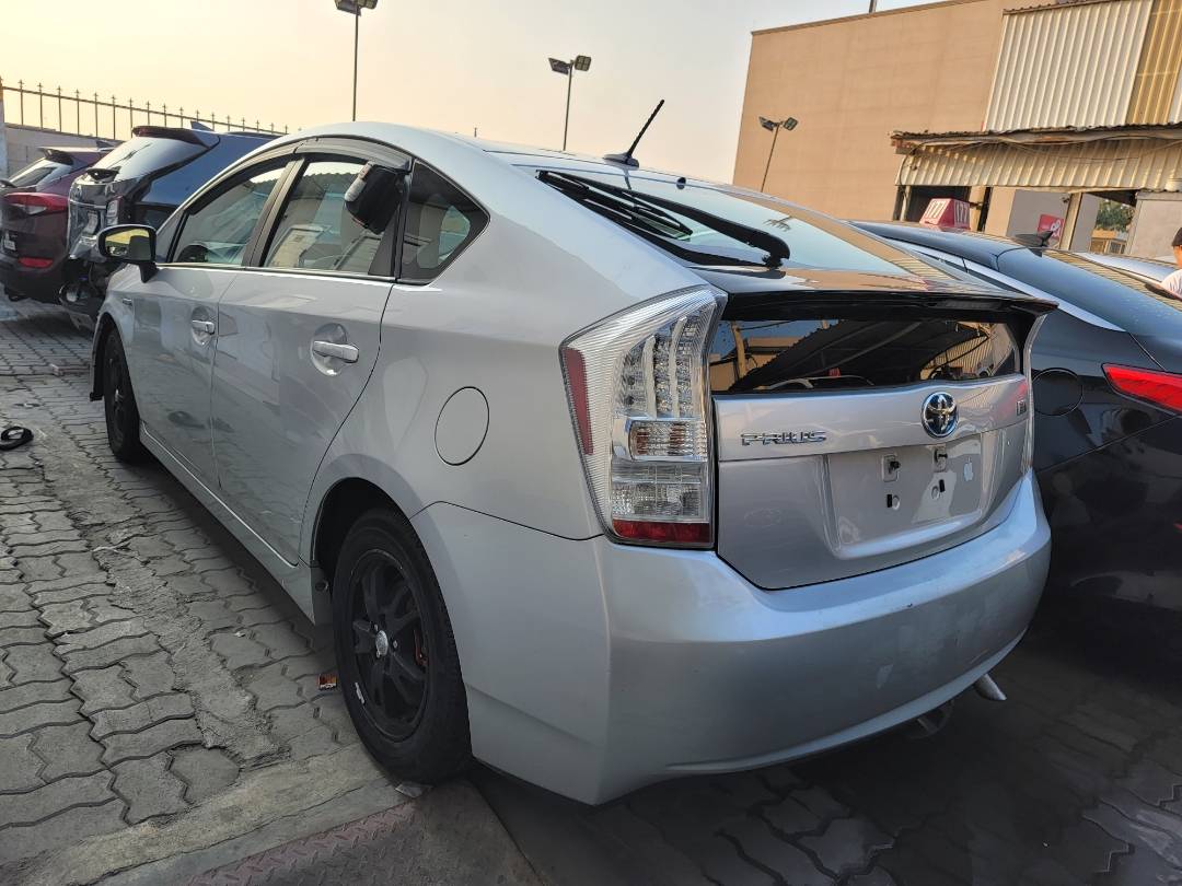 2011 TOYOTA PRIUS — 265592 Miles — Lot 301971 — Main - Marhaba Auctions Used Cars - Image 3
