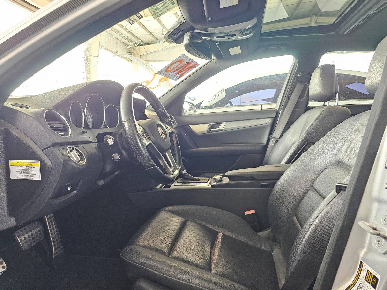 2014 MERCEDES BENZ C-250 — 146979 Miles — Lot B8EA939270 — Souq - Marhaba Auctions Used Cars - Image 9
