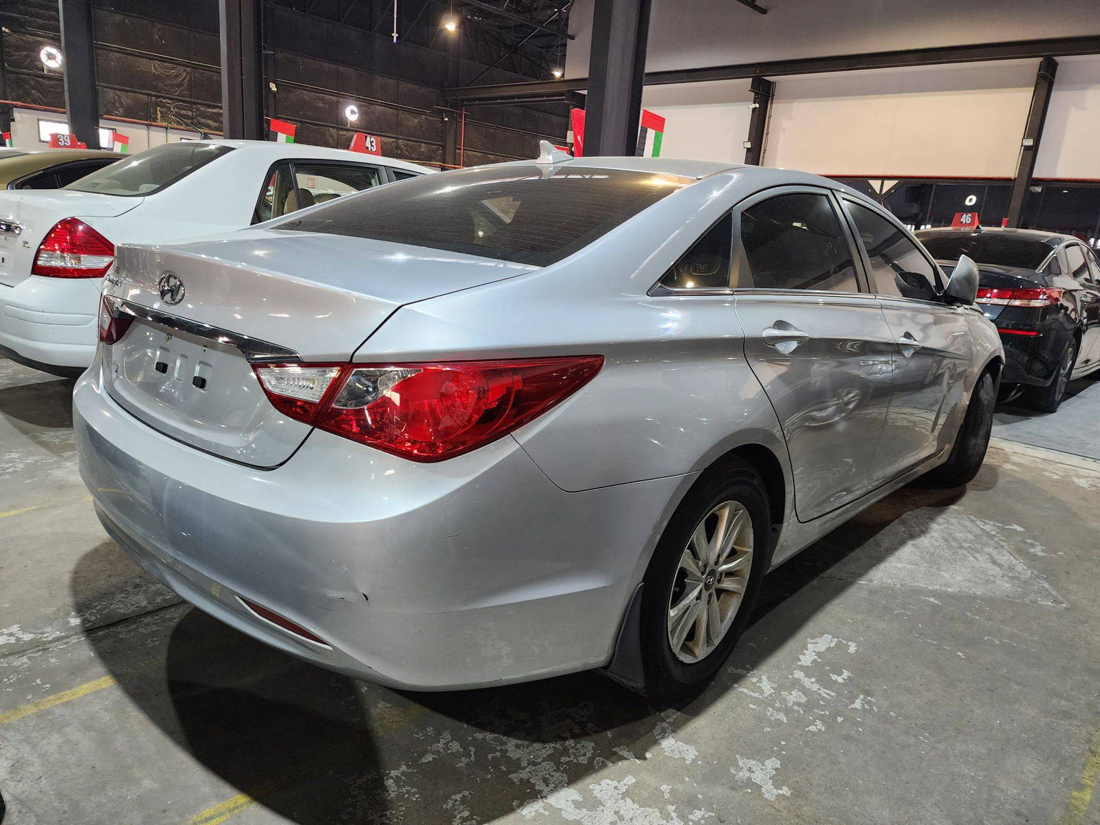 2011 HYUNDAI SONATA — 195923 Miles — Lot 211132 — Al Quoz - Marhaba Auctions Used Cars - Image 3