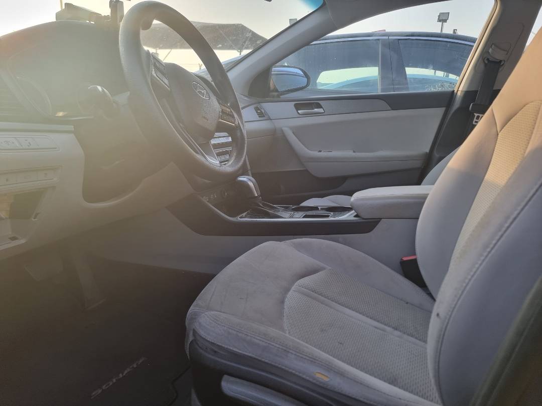 2018 HYUNDAI SONATA — 122918 Miles — Lot 710512 — Souq - Marhaba Auctions Used Cars - Image 9