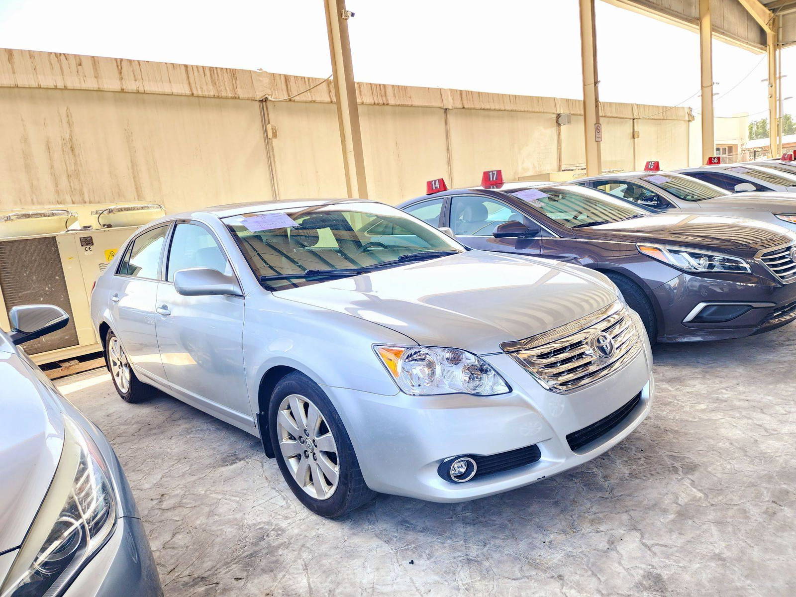 2005 TOYOTA AVALON — 232522 Miles — Lot 5U051168 — Souq - Marhaba Auctions Used Cars - Image 3