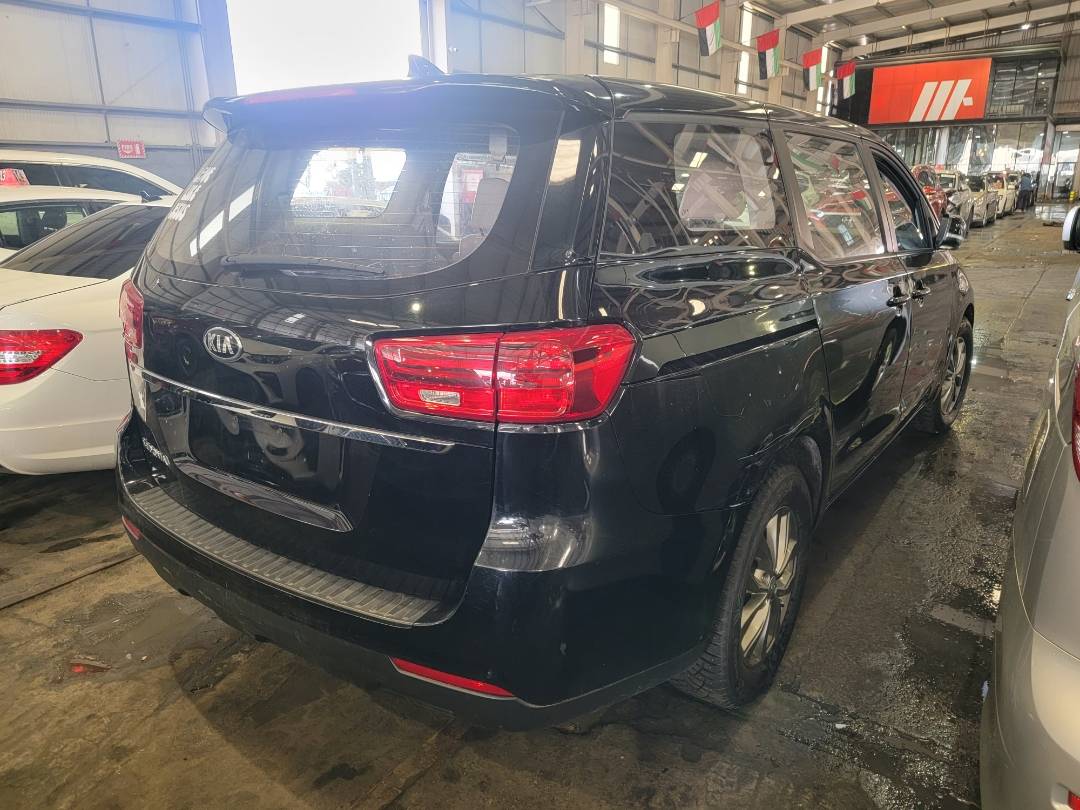 2019 KIA SEDONA — 64875 Miles — Lot 88331765 — Main - Marhaba Auctions Used Cars - Image 4