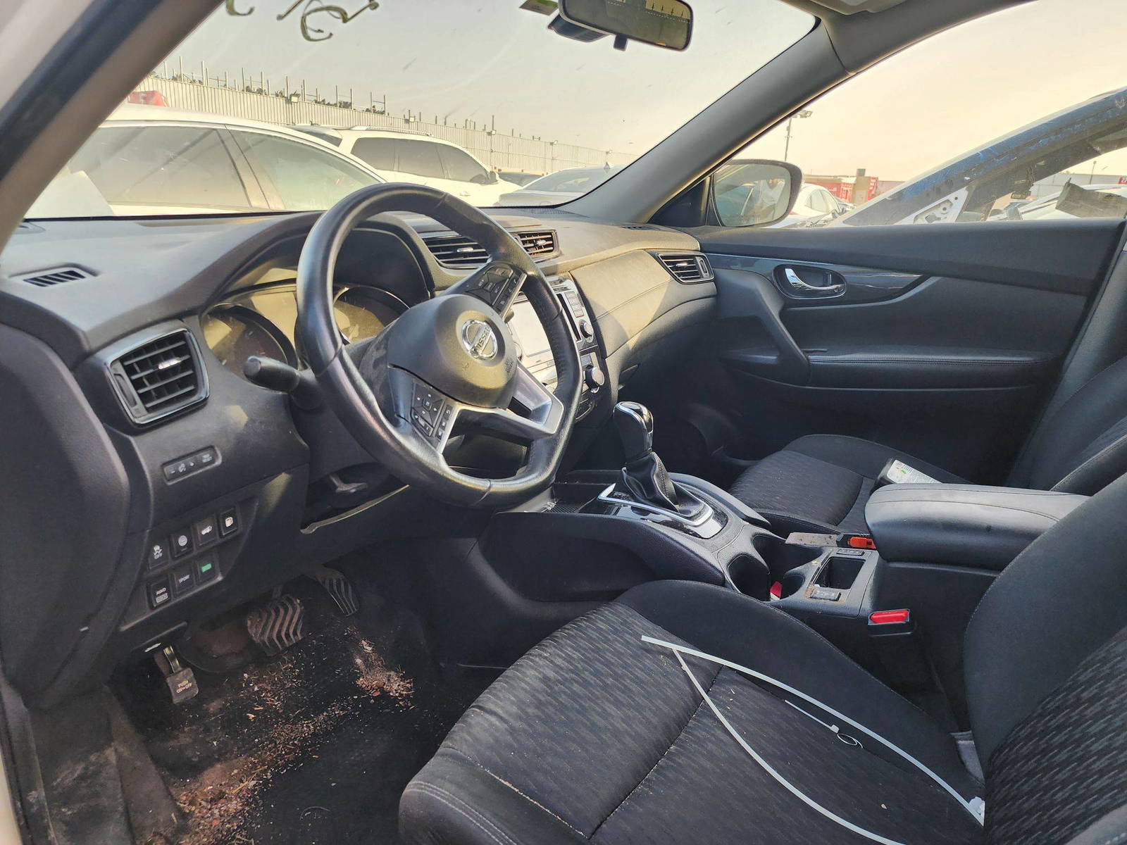 NISSAN ROGUE 2019 - Marhaba Auction Used Cars - Image 8