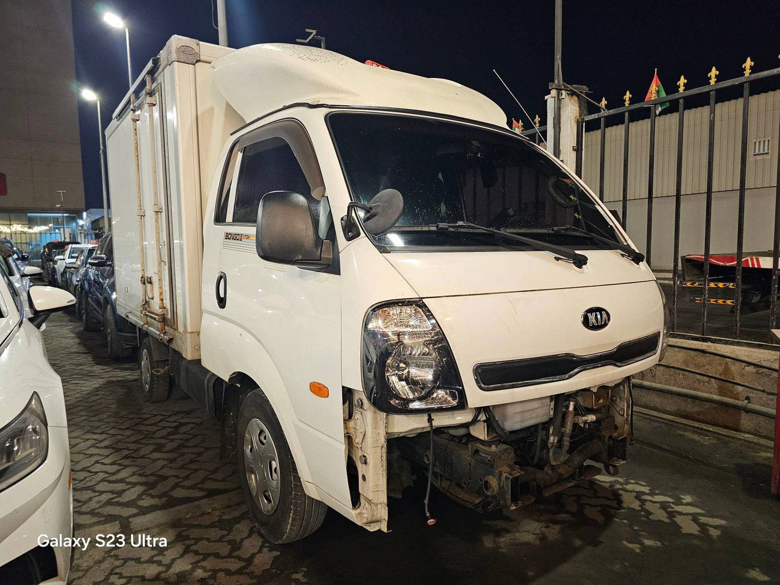 2015 KIA BONGO 3 — 226174 KM — Lot 948314 — Main - Marhaba Auctions Used Cars - Image 4