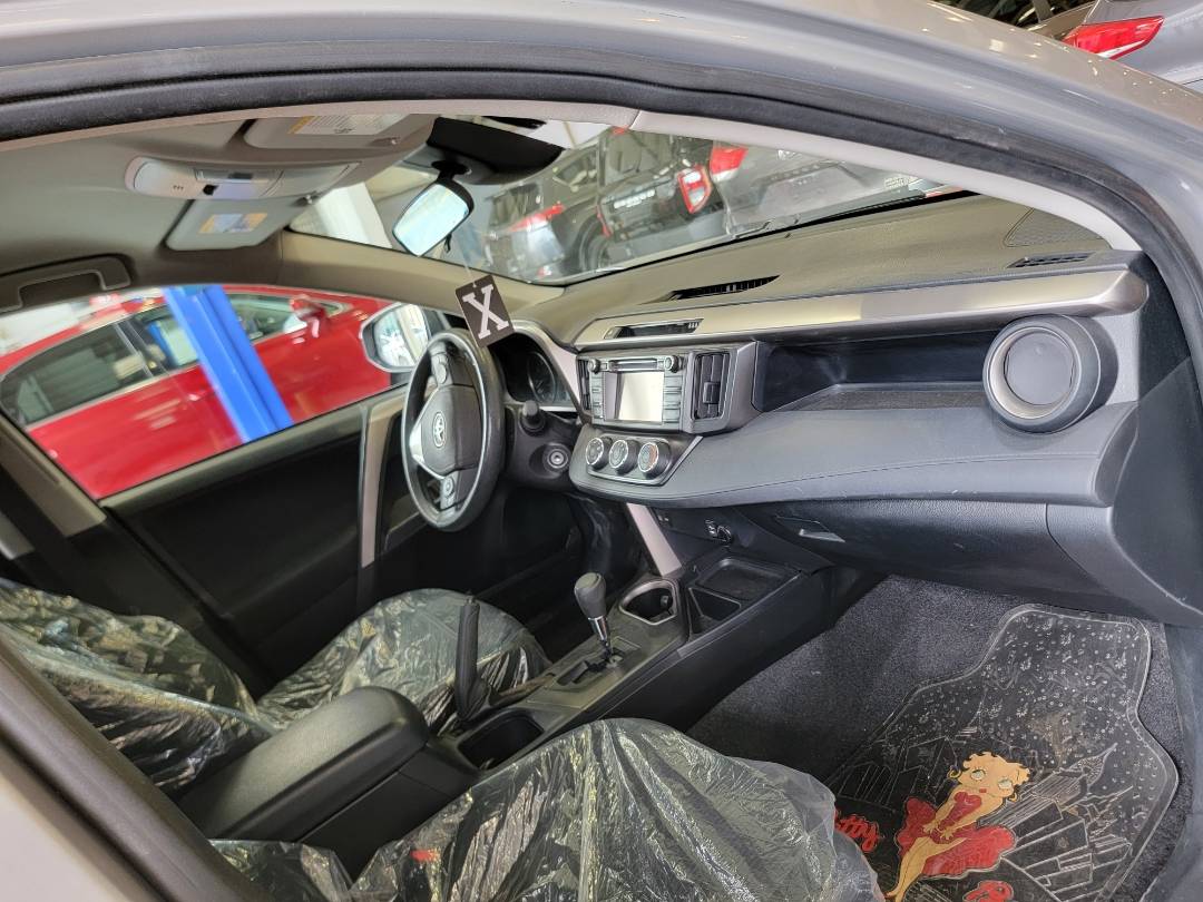 2018 TOYOTA RAV4 — 75589 Miles — Lot 257506 - Marhaba Auctions Used Cars - Image 6