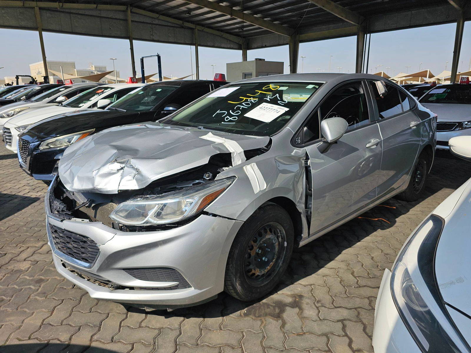 2018 CHEVROLET CRUIZE — 146775 Miles — Lot M8J7186708 — Souq - Marhaba Auctions Used Cars - Image 5