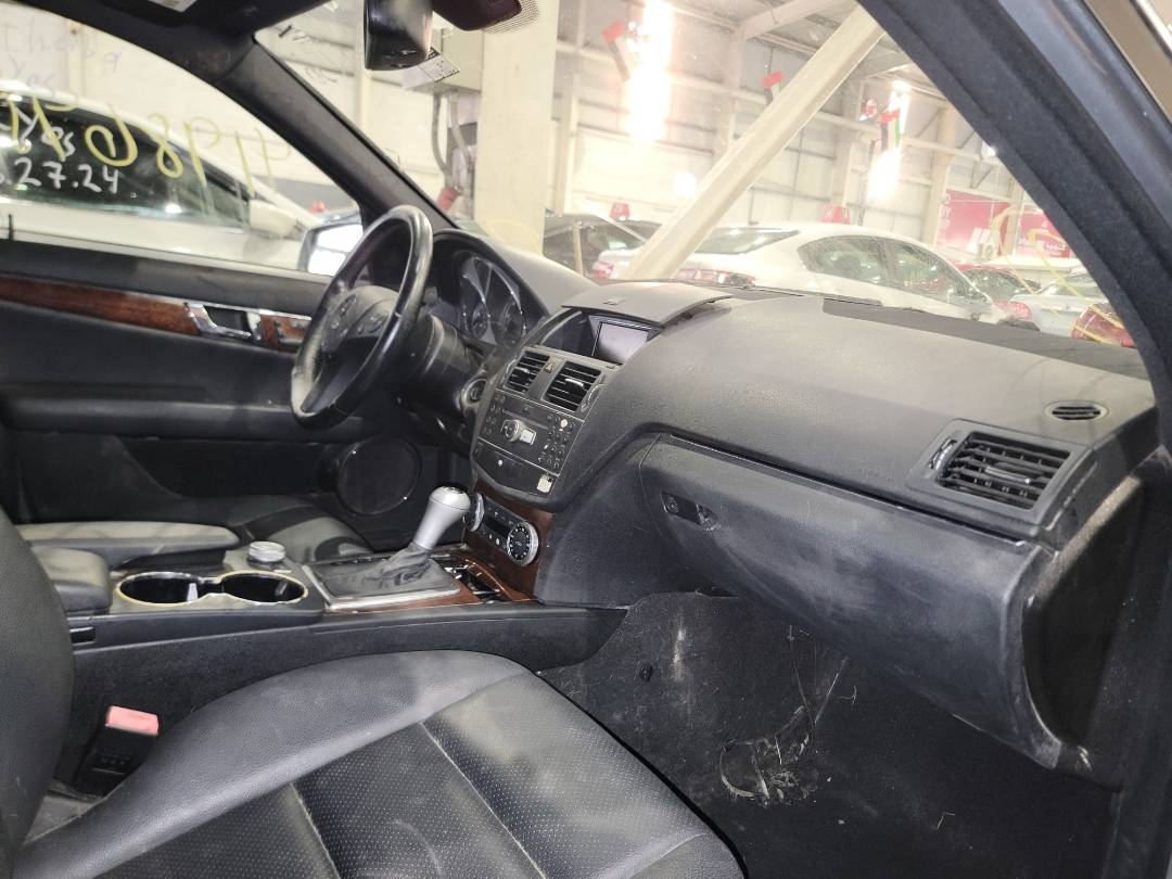 2011 MERCEDES BENZ C300 — 167164 Miles — Lot 41986454 — Main - Marhaba Auctions Used Cars - Image 9