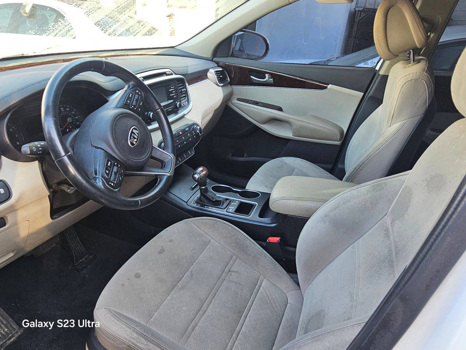 KIA SORENTO 2016 - Marhaba Auction Used Cars - Image 8