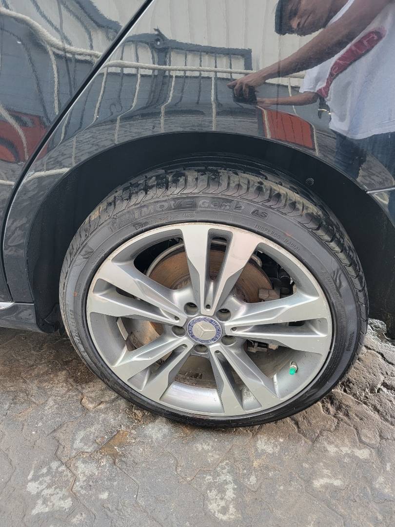 2015 MERCEDES BENZ C300 — 128389 Miles — Lot FU004626 — Main - Marhaba Auctions Used Cars - Image 9