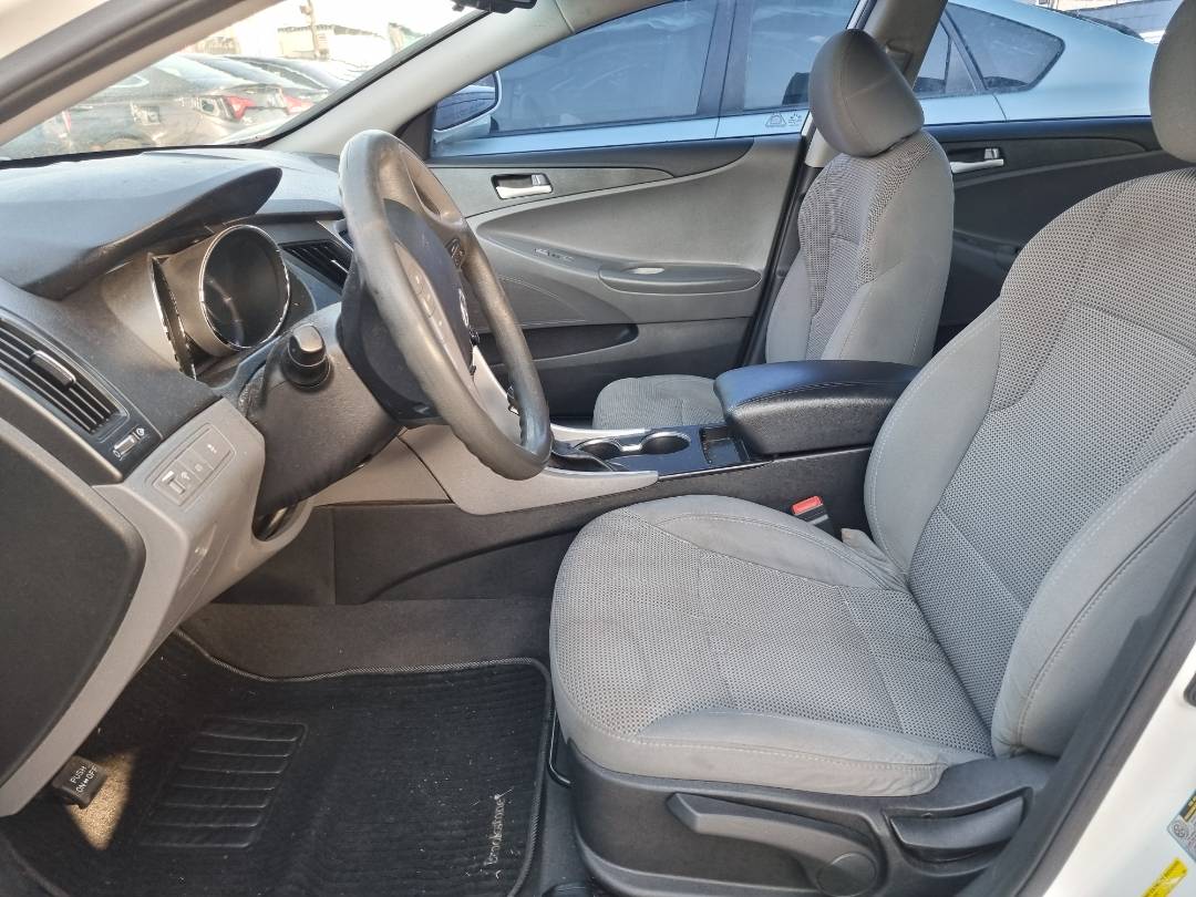 2014 HYUNDAI SONATA — 177801 Miles — Lot 125487 — Ind. 12 - Marhaba Auctions Used Cars - Image 8
